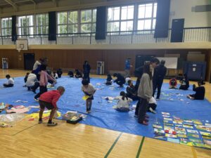 鷺浦小学校でのワークショップの様子